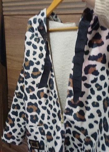 Kapüşonlu Leopar Desenli Kadın Ceket - Görsel 5