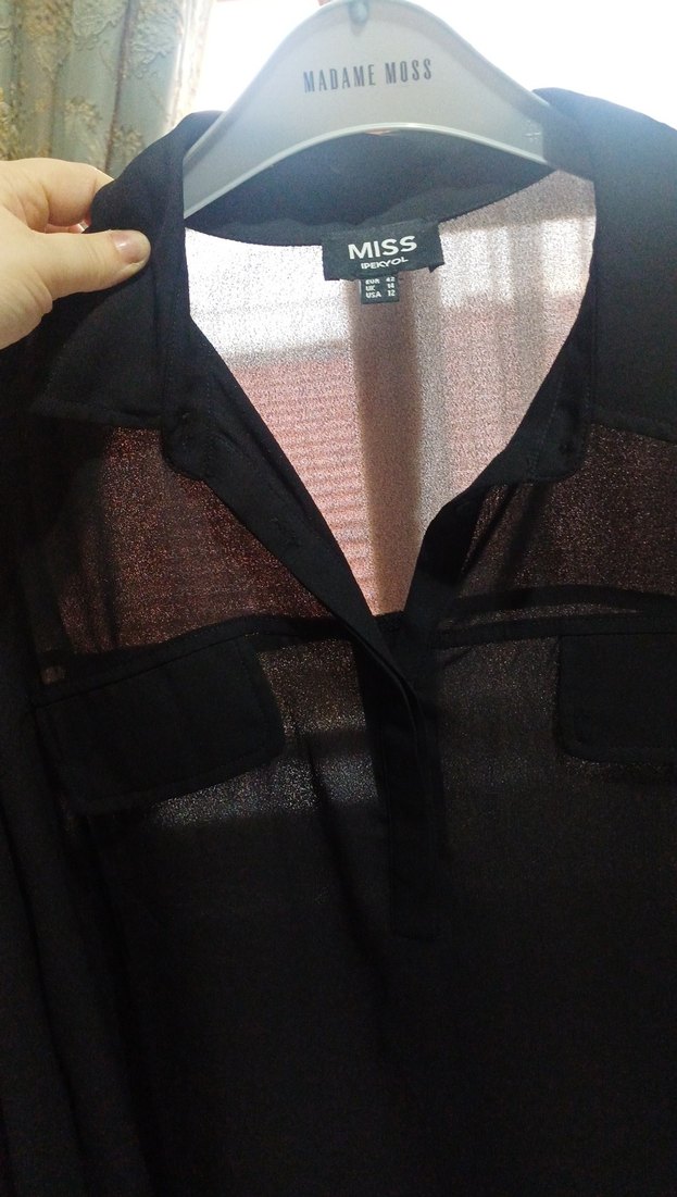 Siyah Düğmeli Kadın Gömlek - Görsel 3