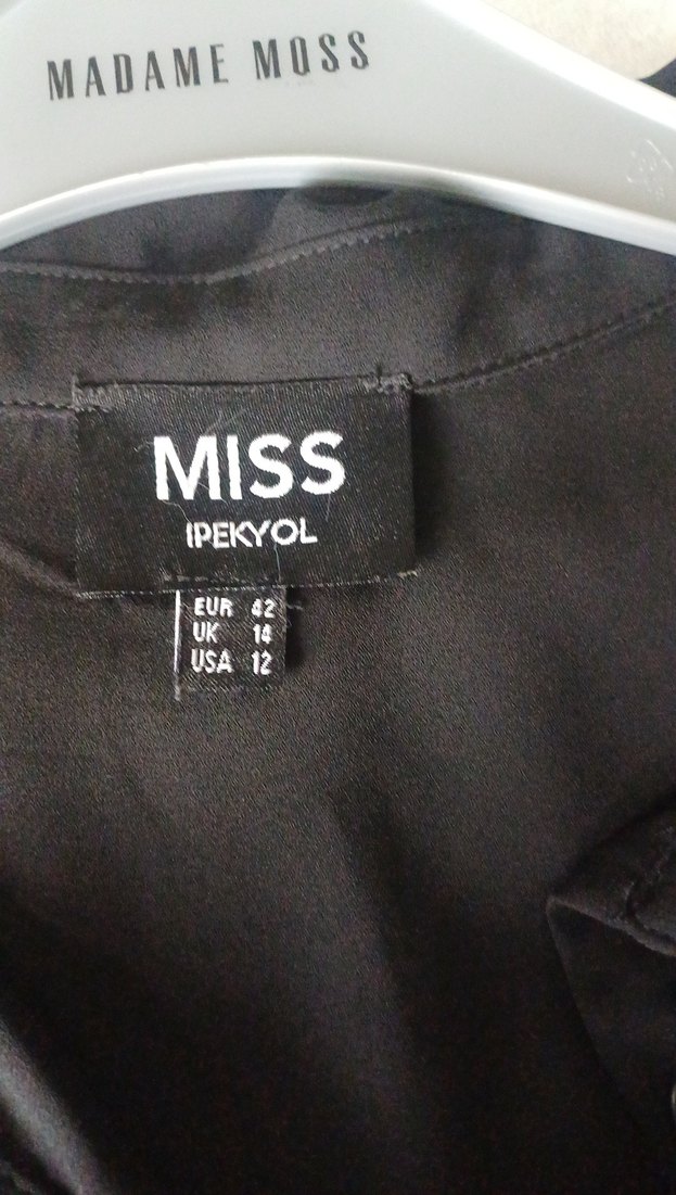 Siyah Düğmeli Kadın Gömlek - Görsel 2