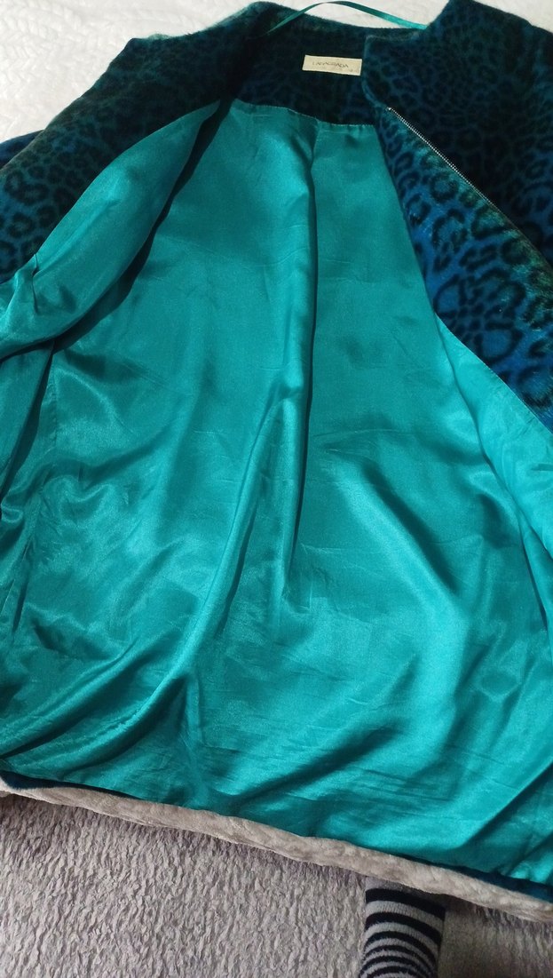 lasaqrada   buyuk bedenede uyar kucuk bedenede orijinal dı kürk - Görsel 5