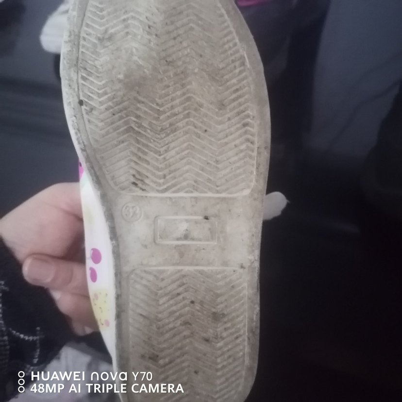 Kız Çocukları İçin Pembe Cırtcırtlı Spor Ayakkabı - Görsel 4