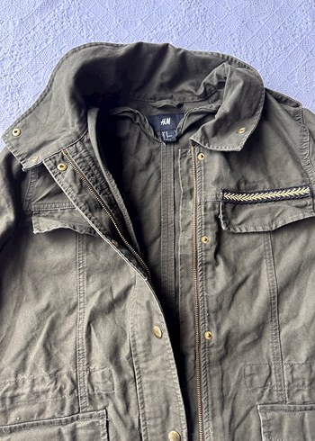 H&M Haki Yeşil Nakış Detaylı Mevsimlik - Görsel 3