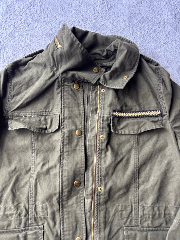 H&M Haki Yeşil Nakış Detaylı Mevsimlik - Görsel 2