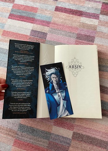 Victoria Schwab - Arşiv Romanı - Görsel 4