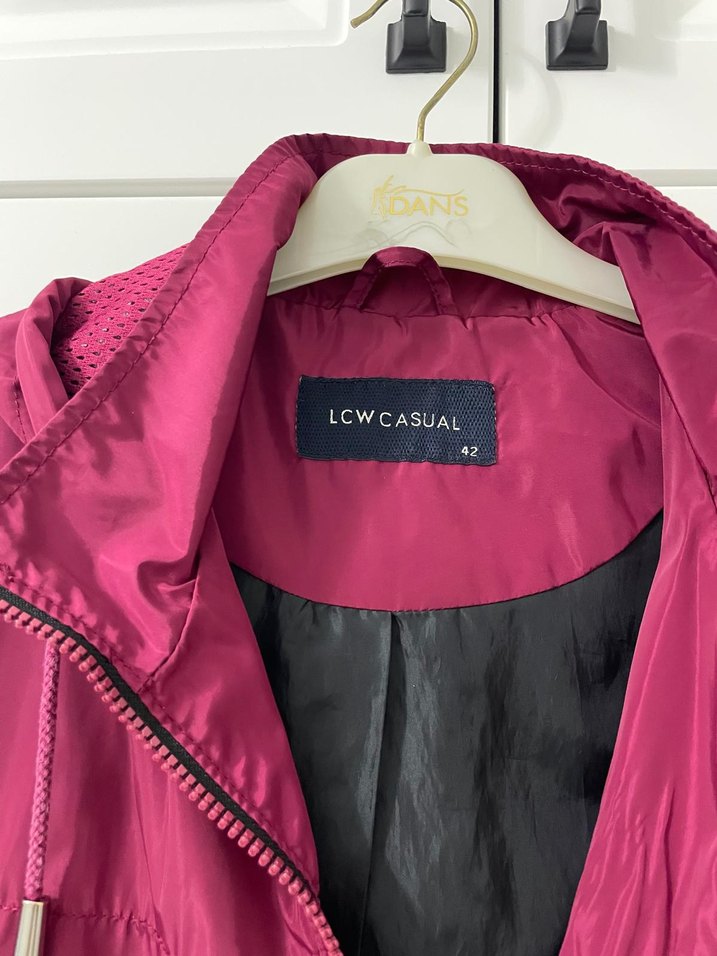 Bordo Kapüşonlu Fermuarlı Kadın Ceket - Görsel 3