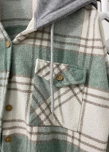 Gri Ekoseli Kapüşonlu Kadın Gömlek - Görsel 2