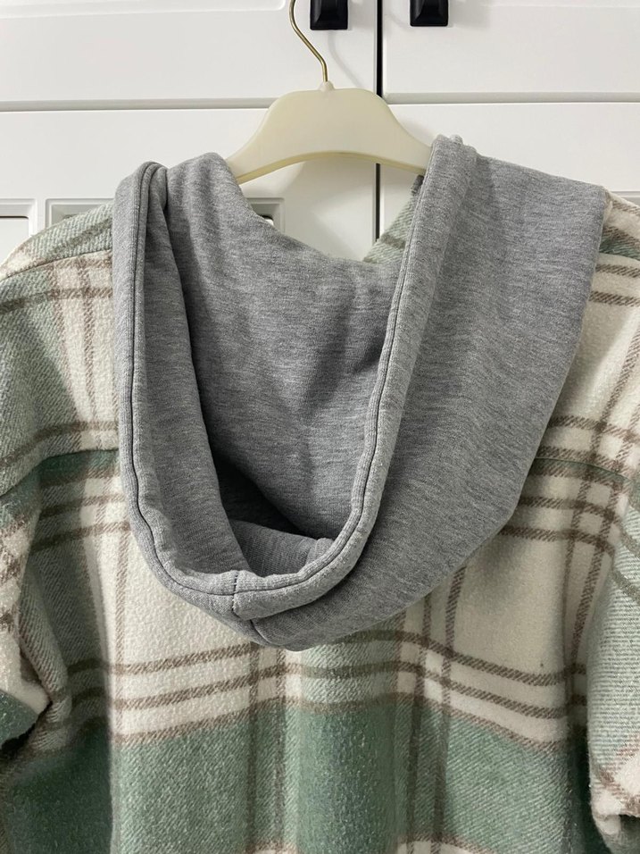 Gri Ekoseli Kapüşonlu Kadın Gömlek - Görsel 5