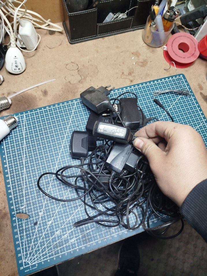 Mavi Telefon Şarj Cihazı - Görsel 2