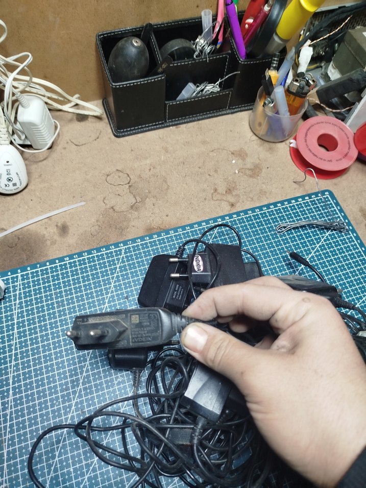 Mavi Telefon Şarj Cihazı - Görsel 4