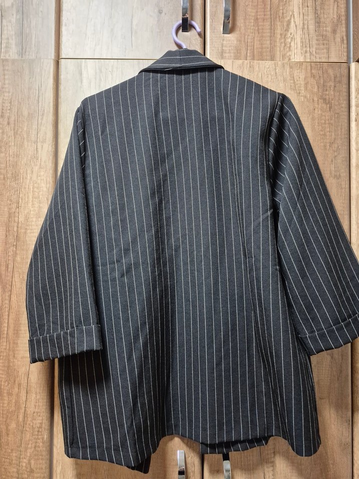 Kadın Çizgili Siyah Normal Kesim Ceket - Görsel 3