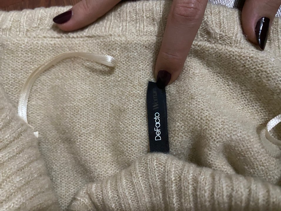 Bej Kadın Triko Kayık Yaka Kazak - Görsel 2