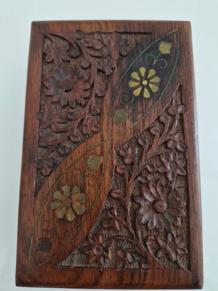 Oyma Desenli Ahşap Bulmaca Kutusu - Görsel 2