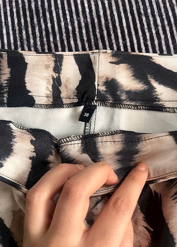 Kadın Kahverengi Zebra Desenli Kumaş Pantolon - Görsel 3