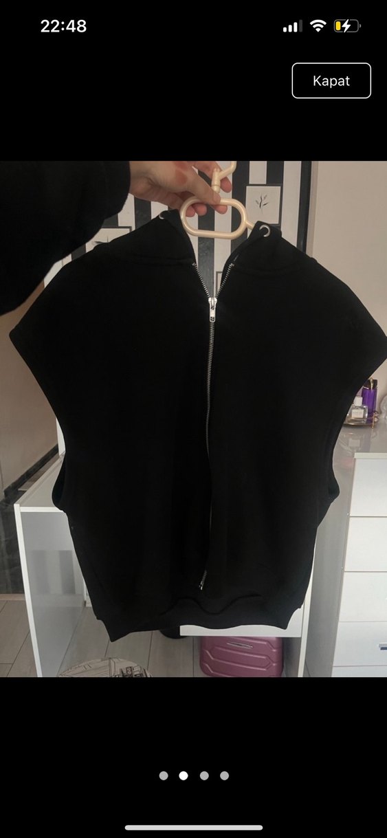 Siyah Fermuarlı Kolsuz Mini Sweatshirt - Görsel 2