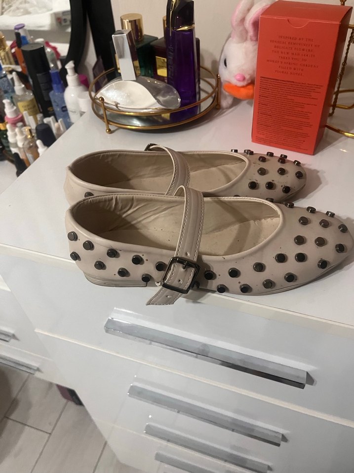 Tokalı Gri Beyaz Puantiyeli Kadın Babet - Görsel 2