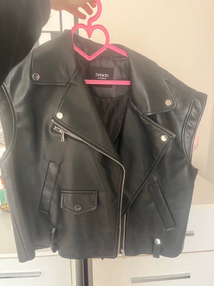 Siyah Deri Biker Yelek hiç sorunu yok - Görsel 2