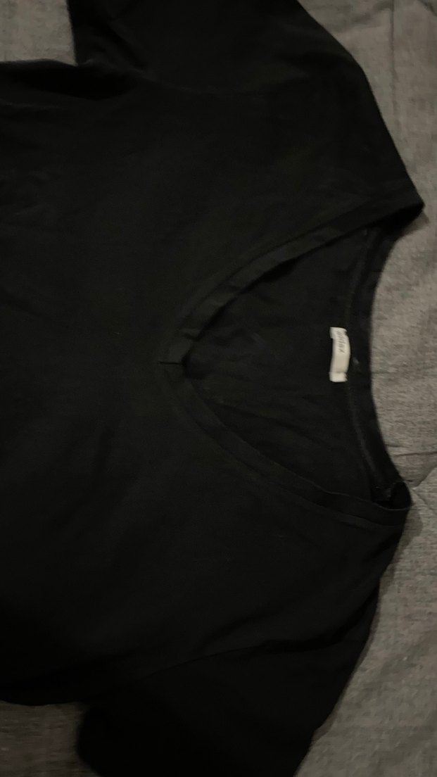 Kadın Siyah V Yaka Salaş Tişört - Görsel 2