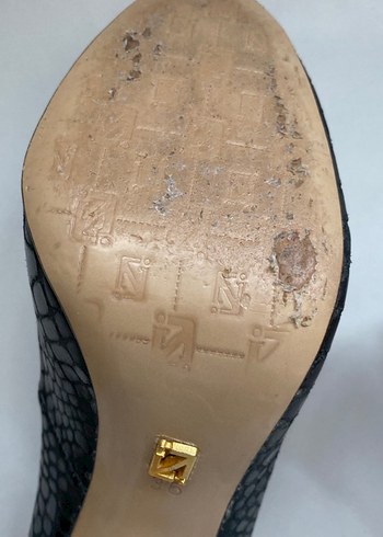 Topuklu ayakkabı - Görsel 3