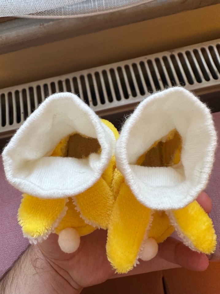 Bebek Sarı Nakışlı Sıcak Ev Terliği - Görsel 5