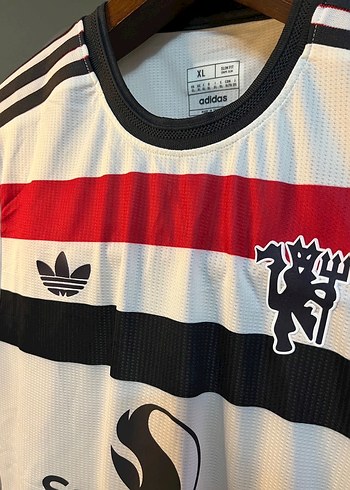 Manchester United 24/25 Forması - Görsel 4