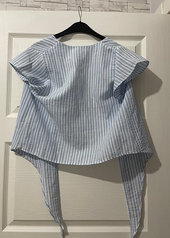 Düğmeli V Yaka Kısa Kollu Çizgili Keten gömlek - Görsel 2