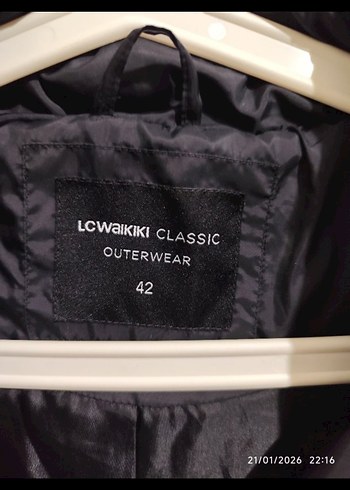 Kürklü Siyah Kadın Kışlık Mont - Görsel 2