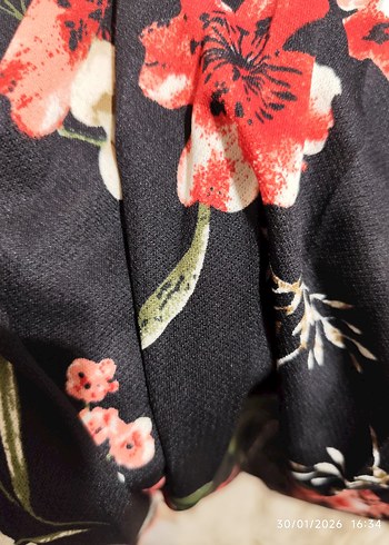 Çiçek Desenli Siyah Uzun Etek - Görsel 2