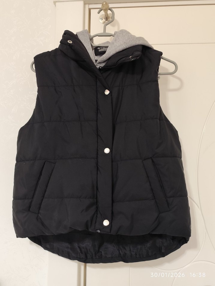 Düğmeli Yüksek Yakalı Kadın Yelek - Görsel 2