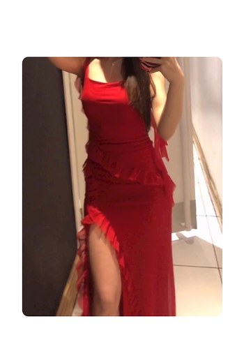 Kırmızı Uzun Yırtmaçlı Fırfırlı Abiye / Elbise - Görsel 3