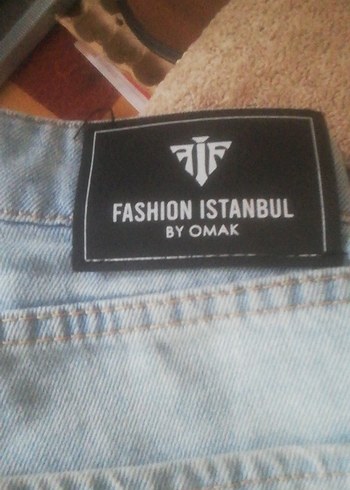 Açık mavi Düğmeli kısa kot şort - Görsel 2