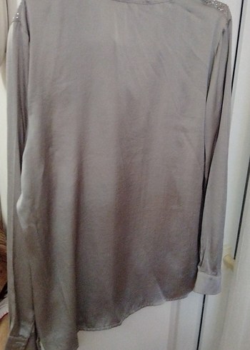 Gri Kadın V Yaka Uzun Kollu Gömlek - Görsel 4