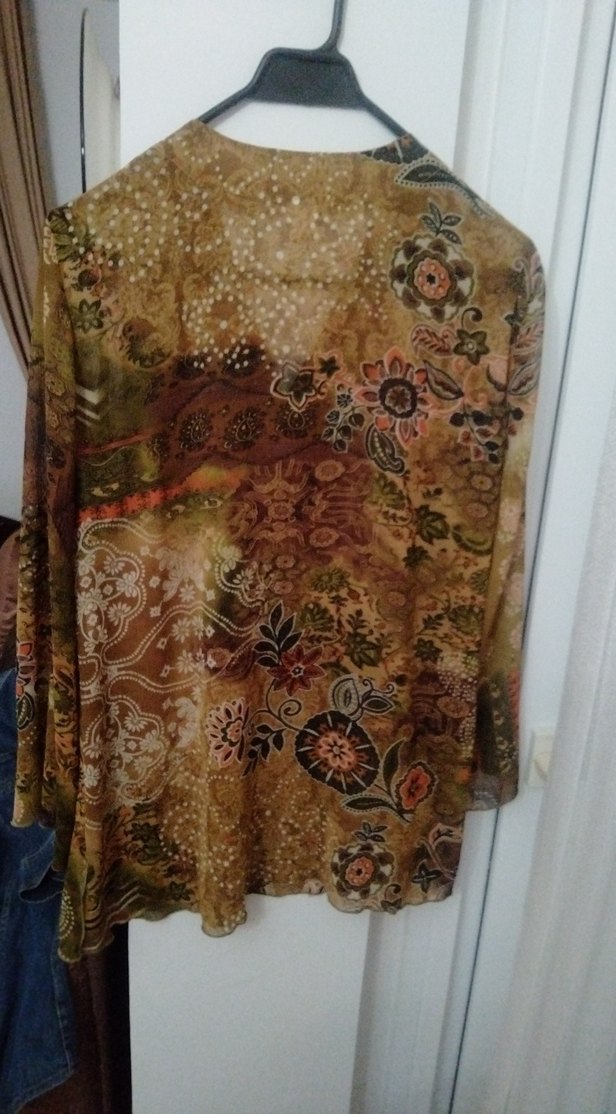 Bohem Uzun Kollu Desenli V Yaka Bluz - Görsel 5