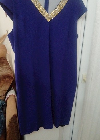 Mor V Yakalı Drapeli Midi Elbise - Görsel 3