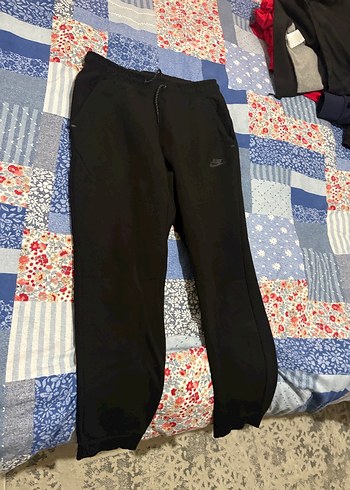 Nike Tech Fleece Eşofman Altı M-L Beden Temiz ! - Görsel 4