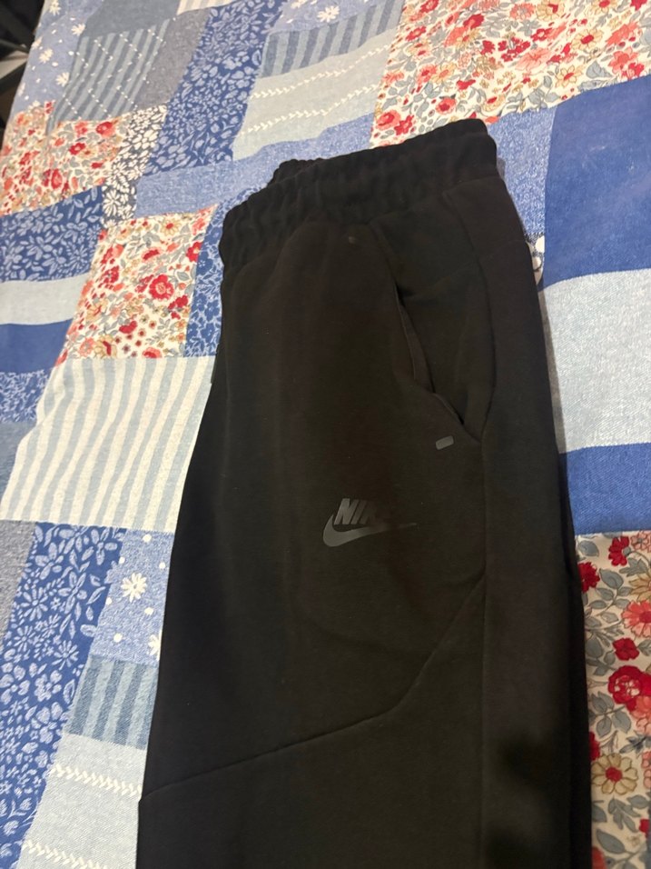 Nike Tech Fleece Eşofman Altı M-L Beden Temiz ! - Görsel 3