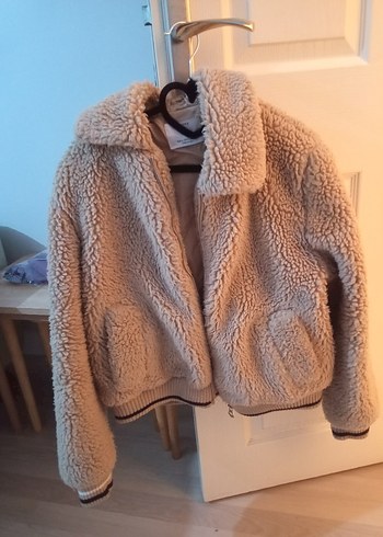 Bej Peluş Detaylı Kadın Ceket - Görsel 3