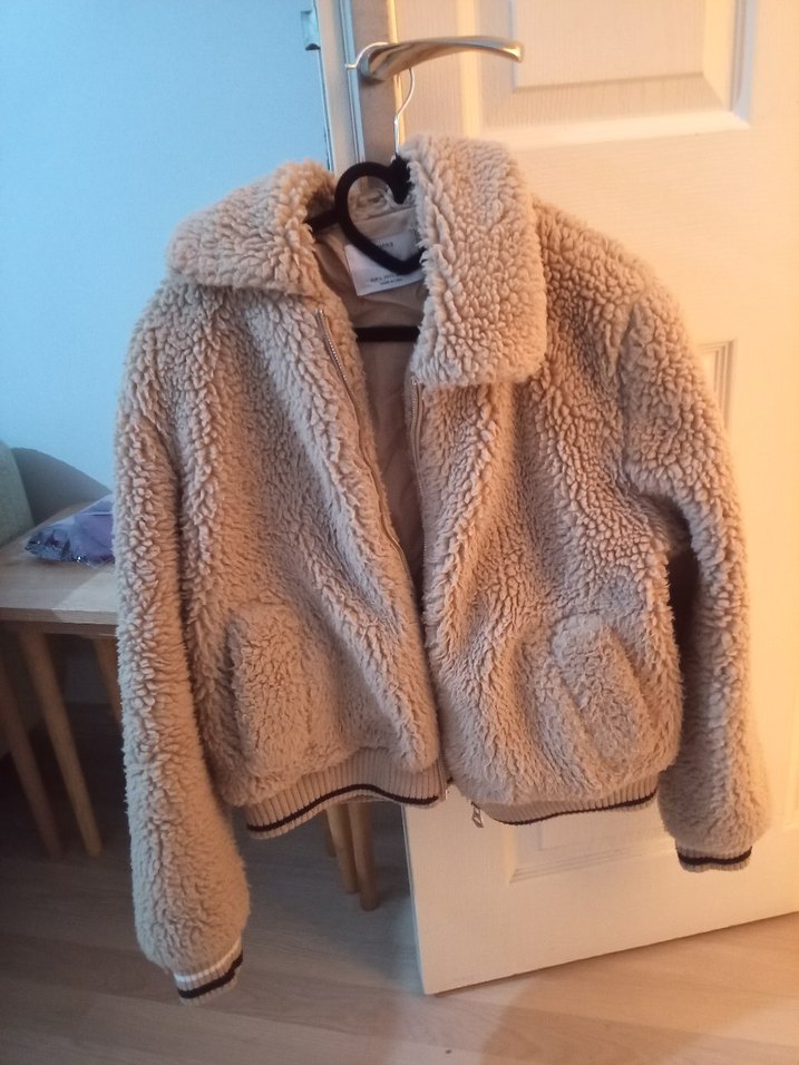 Bej Peluş Detaylı Kadın Ceket - Görsel 3