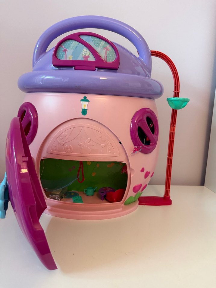 Cry babies evi - Görsel 2