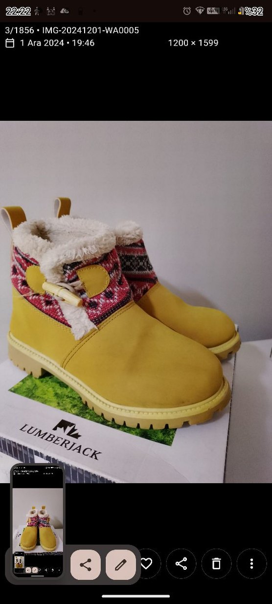 Renkli Etnik Desenli Kadın Botu - Görsel 2