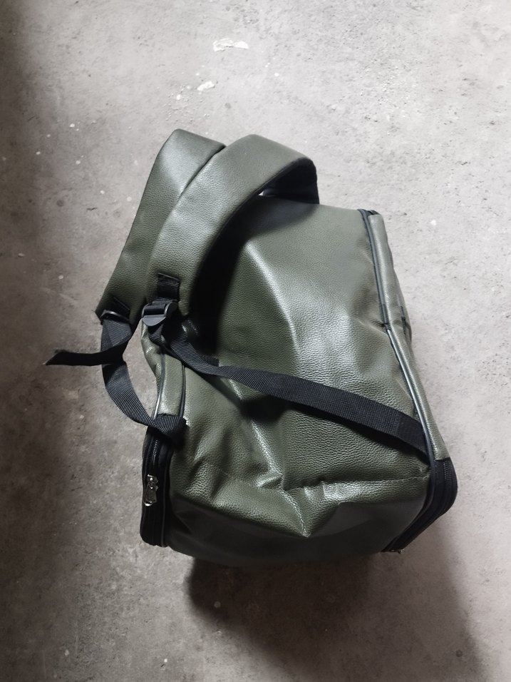 Koyu Yeşil Taşınabilir Evcil Hayvan Taşıma Çantası - Görsel 2