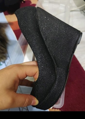 M.AXPLUS Siyah Yılan Desenli Dolgu Topuklu Stiletto - Görsel 3