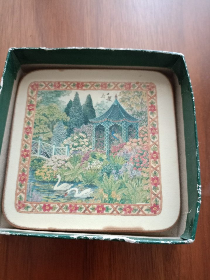 Yeşil Temalı Koyu Renkli fincan altlığı - Görsel 5