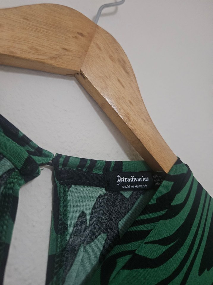 Stradivarius Yeşil Uzun Kol Desenli Uzun Elbise - Görsel 4