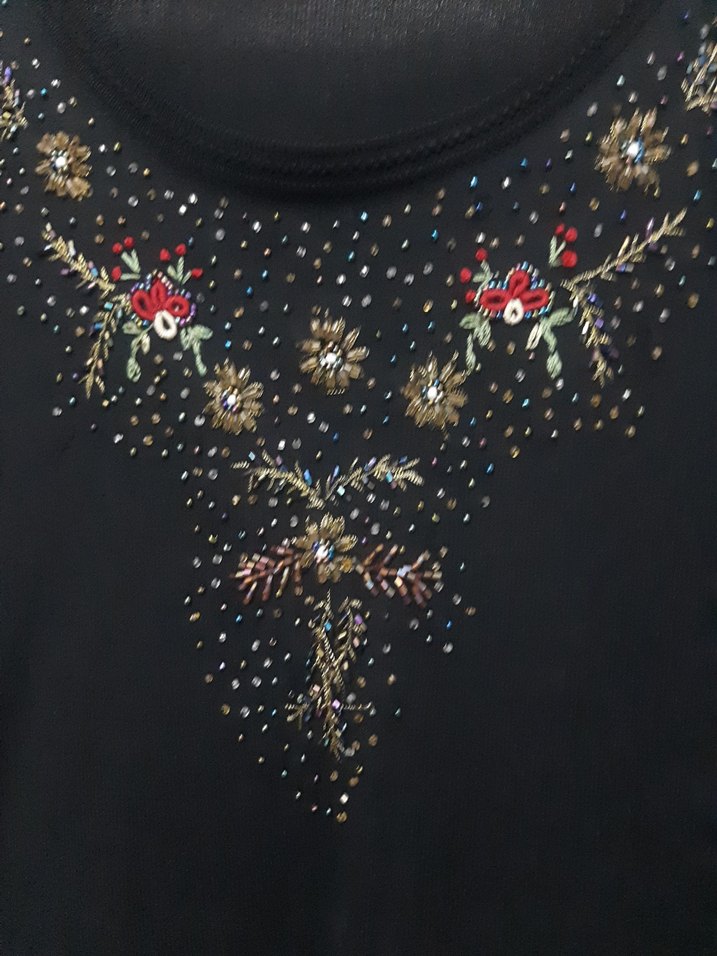 Boncuk İşlemeli Siyah icli dısli triko - Görsel 3