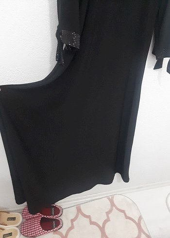 Siyah Uzun V Yaka Buzy Elbise - Görsel 4