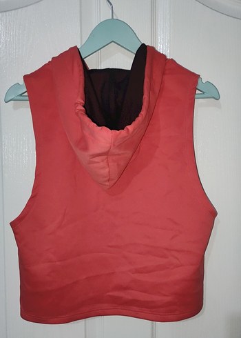 Turuncu Tonlarında Kapüşonlu Kolsuz Spor Üst - Görsel 2