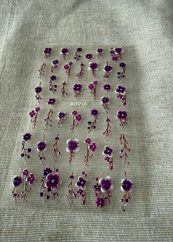 MOR ÇİÇEK TIRNAK STICKERI - Görsel 2