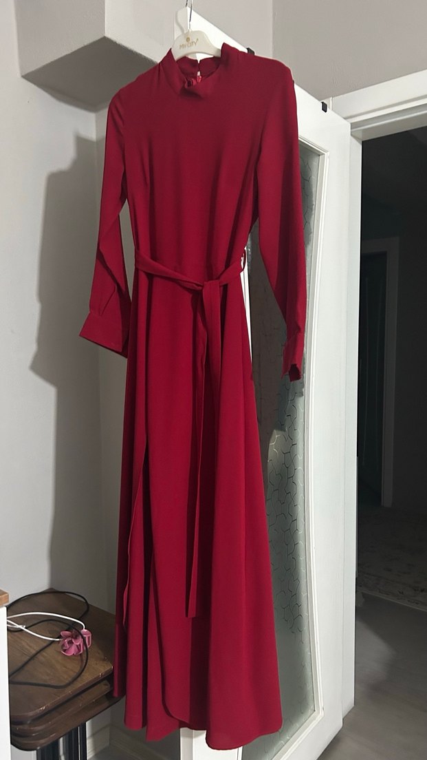 Kırmızı Uzun Drapeli Kadın Elbise tulum - Görsel 2