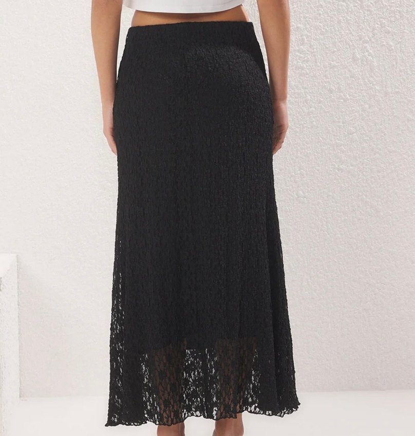 Dantel Detaylı Siyah Uzun Kadın Etek - Görsel 3