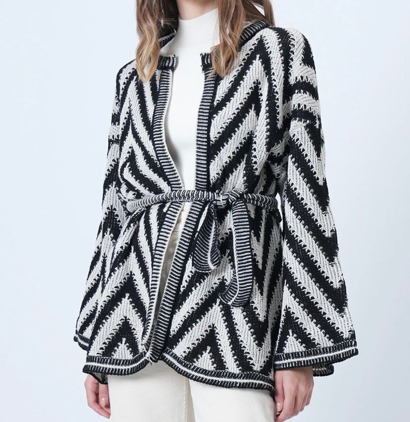 Kemerli Zebra Desenli Midi Triko Hırka - Görsel 3